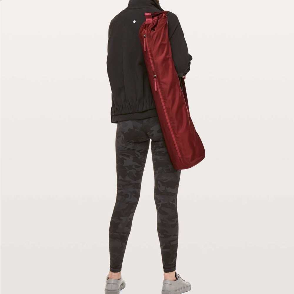 Lululemon Get Rolling Yoga Mat Bag
